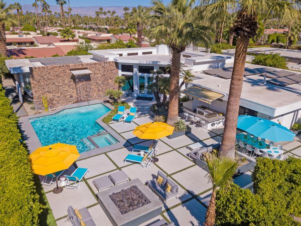 Palm Springs Home 990969