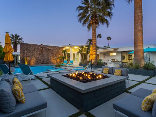 Palm Springs Home 990969