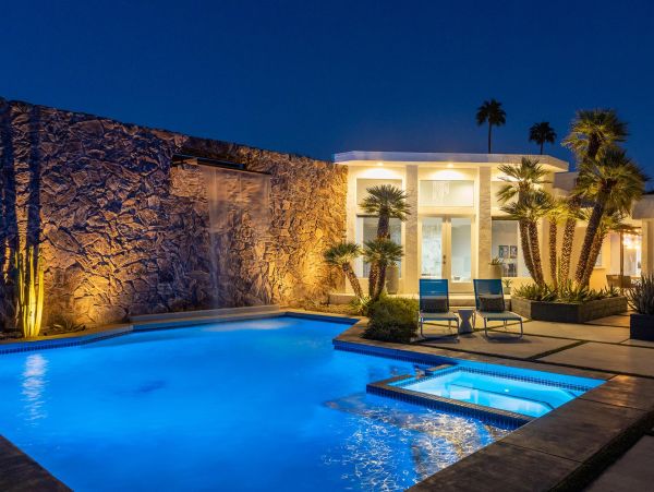Palm Springs Home 990969