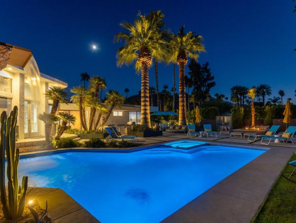 Palm Springs Home 990969