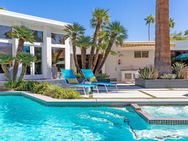 Palm Springs Home 990969