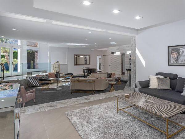 Palm Springs Home 990969