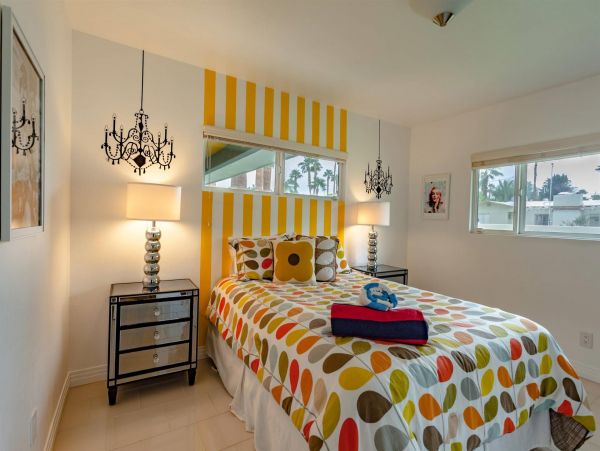 Palm Springs Home 990970