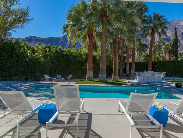 Palm Springs Home 990971