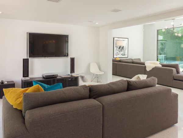 Palm Springs Home 990971