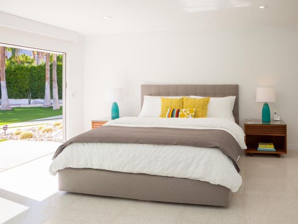 Palm Springs Home 990971