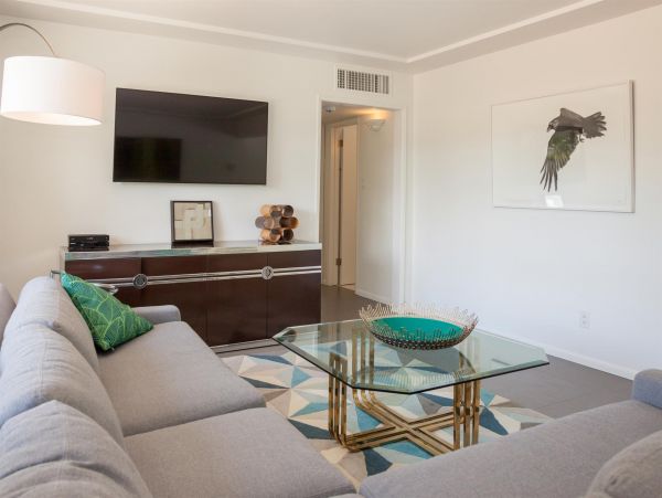 Palm Springs Home 990972