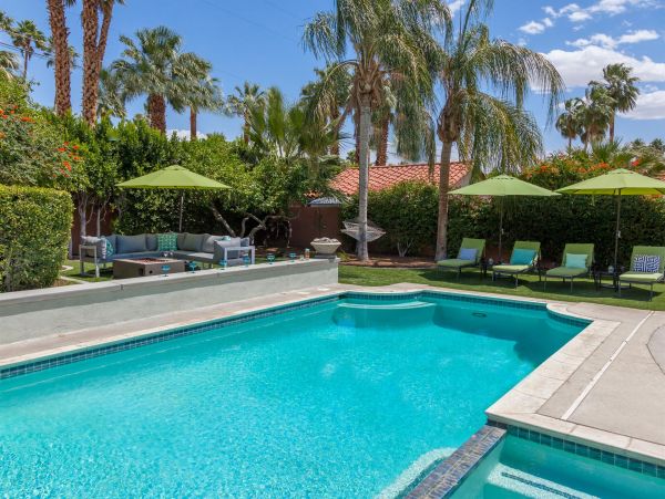 Palm Springs Home 990972
