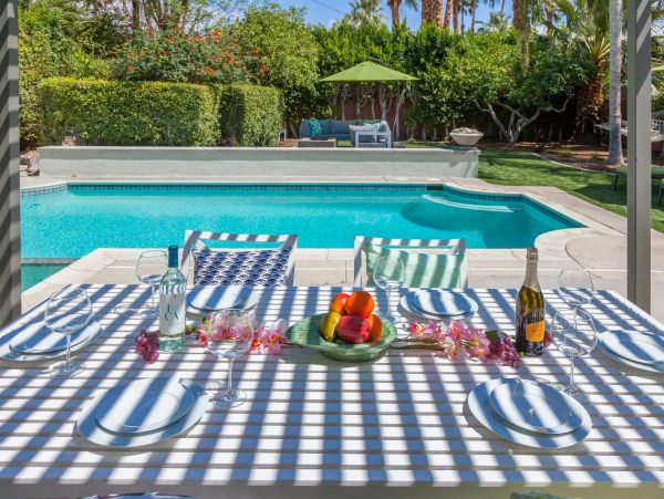 Palm Springs Home 990972