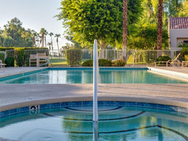 Palm Springs Home 990973