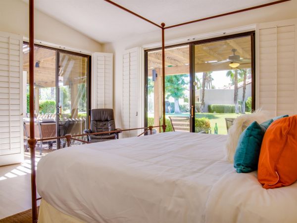 Palm Springs Home 990973
