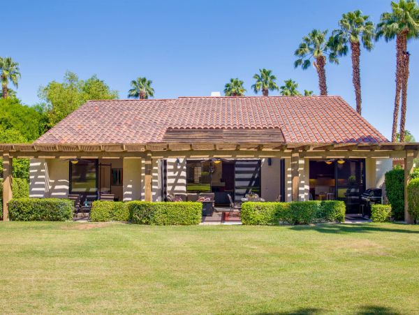 Palm Springs Home 990973