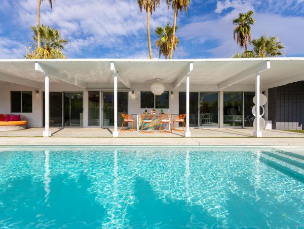 Palm Spring Three Bedroom Rental Pool & Spa Sleeps 6
