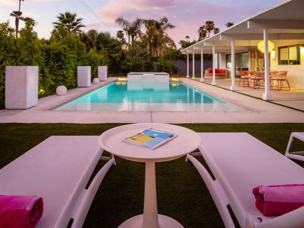 Palm Spring Three Bedroom Rental Pool & Spa Sleeps 6