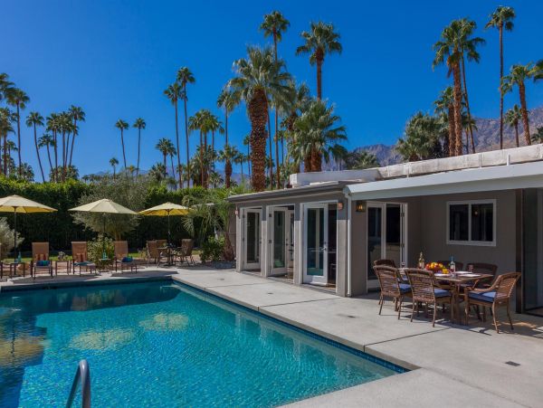 Palm Springs Home 990976