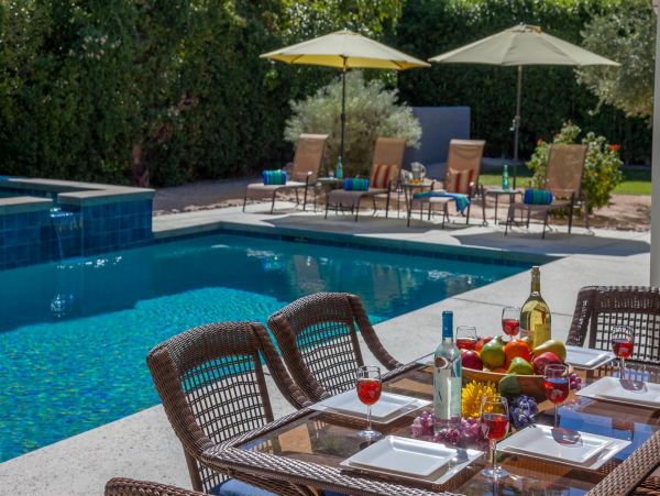 Palm Springs Home 990976