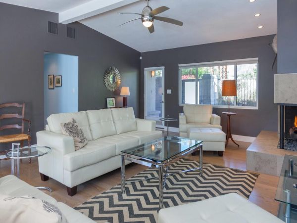 Palm Springs Home 990976