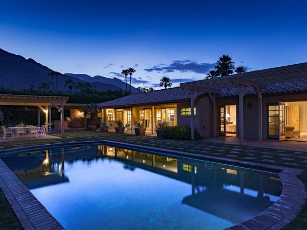 Palm Springs Home 990977