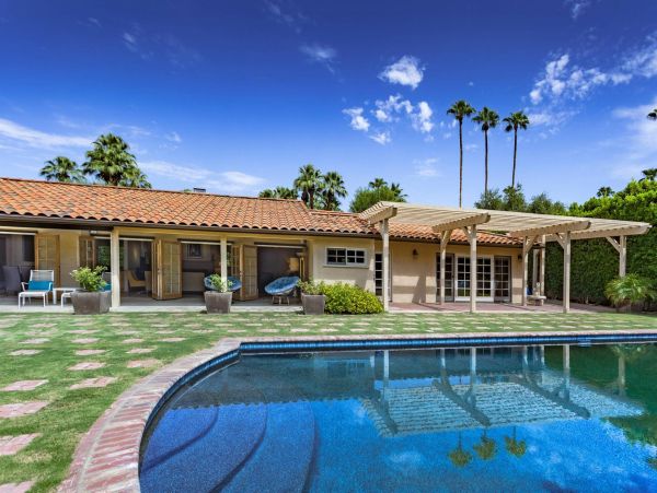 Palm Springs Home 990977