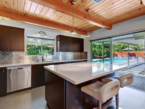 Palm Springs Home 990978