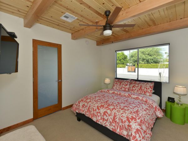 Palm Springs Home 990978