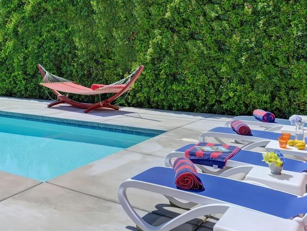 Palm Springs Home 990978