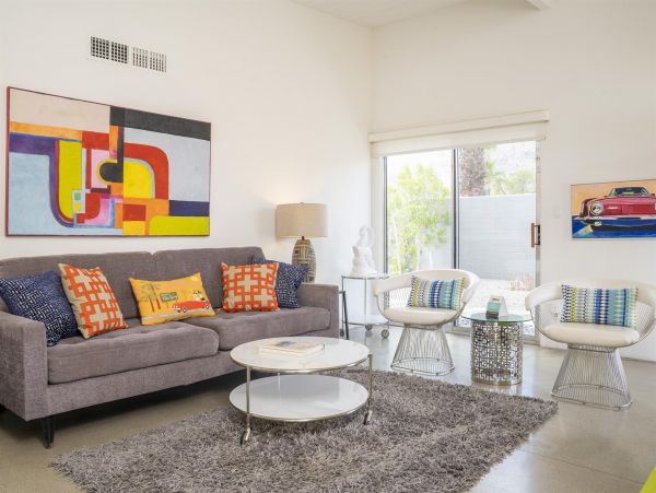 Palm Springs Home 990979