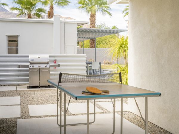 Palm Springs Home 990979