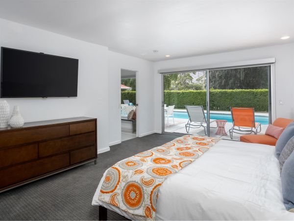 Palm Springs Home 990981