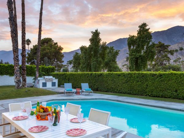 Palm Springs Home 990981
