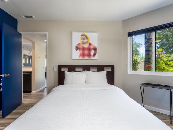 Palm Springs Home 990982