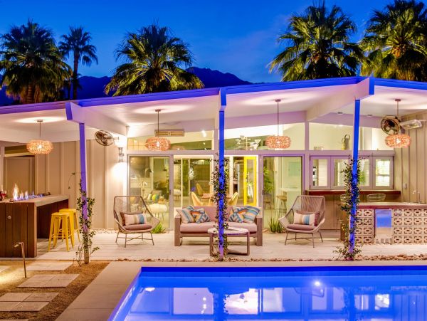 Palm Springs Home 990984