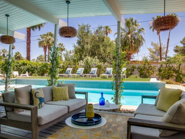 Palm Springs Home 990984