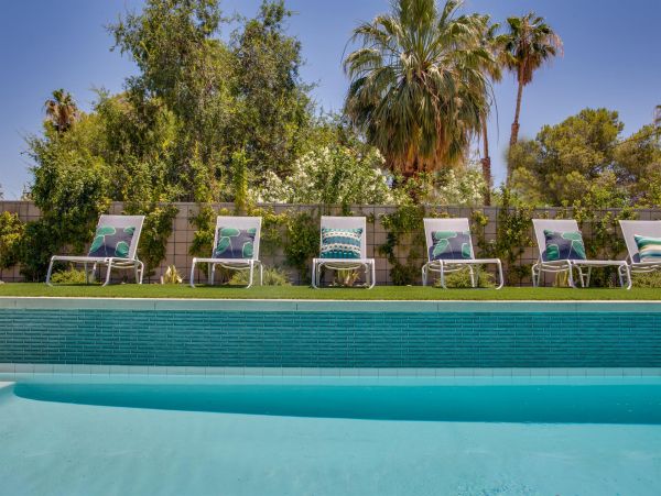 Palm Springs Home 990984