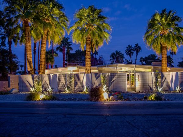Palm Springs Home 990984