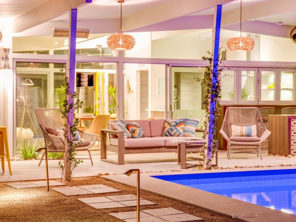 Palm Springs Home 990984