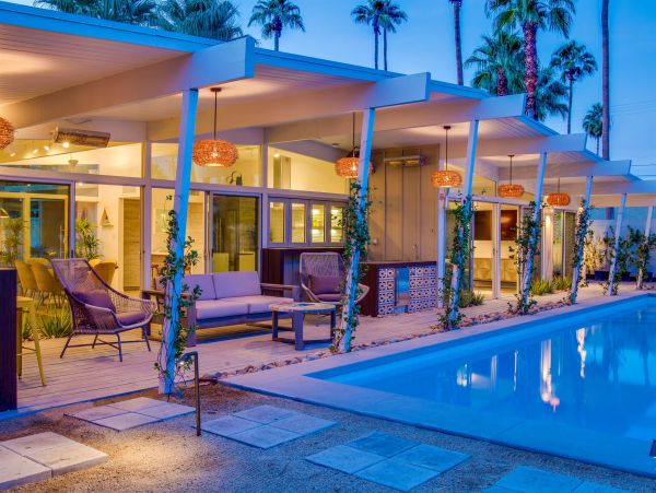 Palm Springs Home 990984
