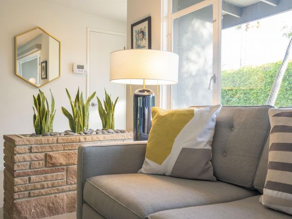 Palm Springs Home 990985