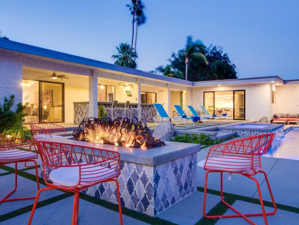 Palm Springs Home 990986