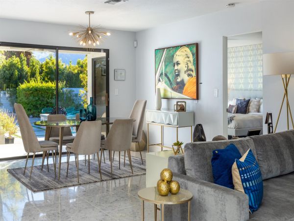 Palm Springs Home 990986