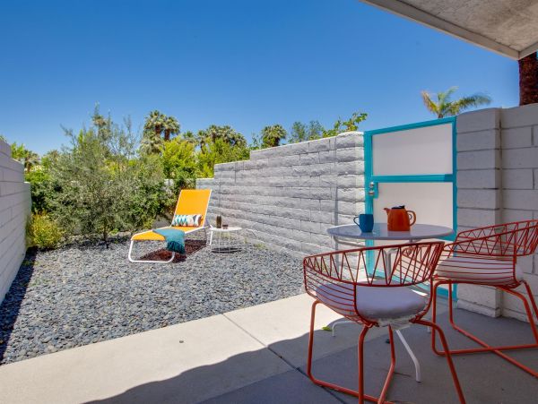 Palm Springs Home 990986