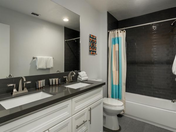 Palm Springs Home 990986