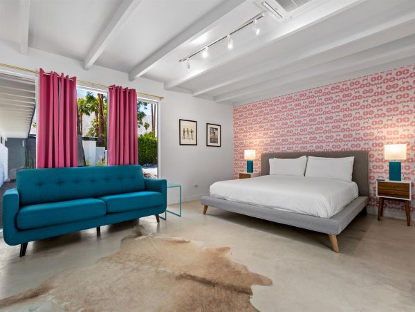 Palm Springs Home 990987