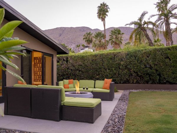 Palm Springs Home 990989