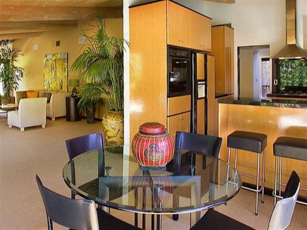 Palm Springs Home 990989
