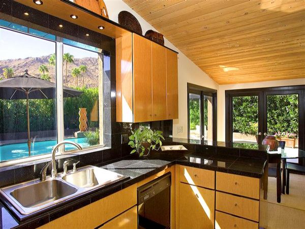 Palm Springs Home 990989