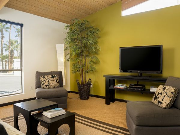 Palm Springs Home 990989