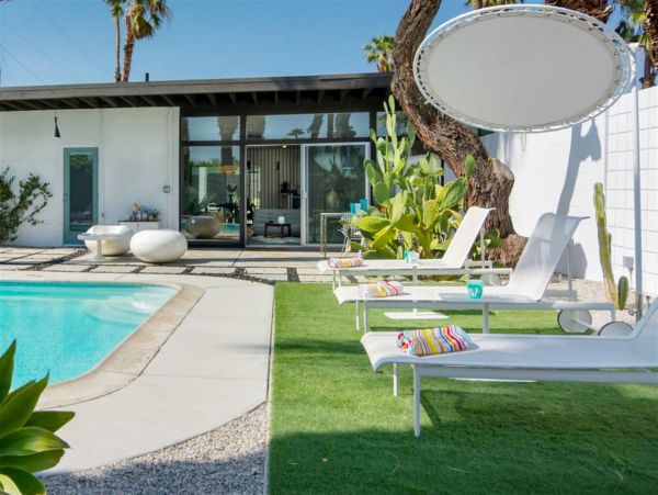 Palm Springs Home 990990