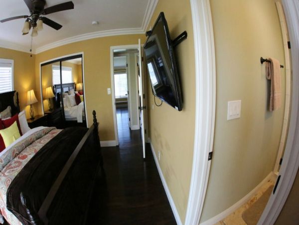 Anaheim Home 990992