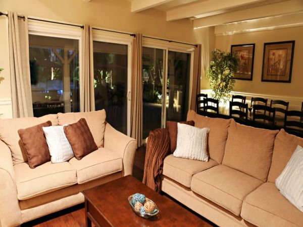 Anaheim Home 990993